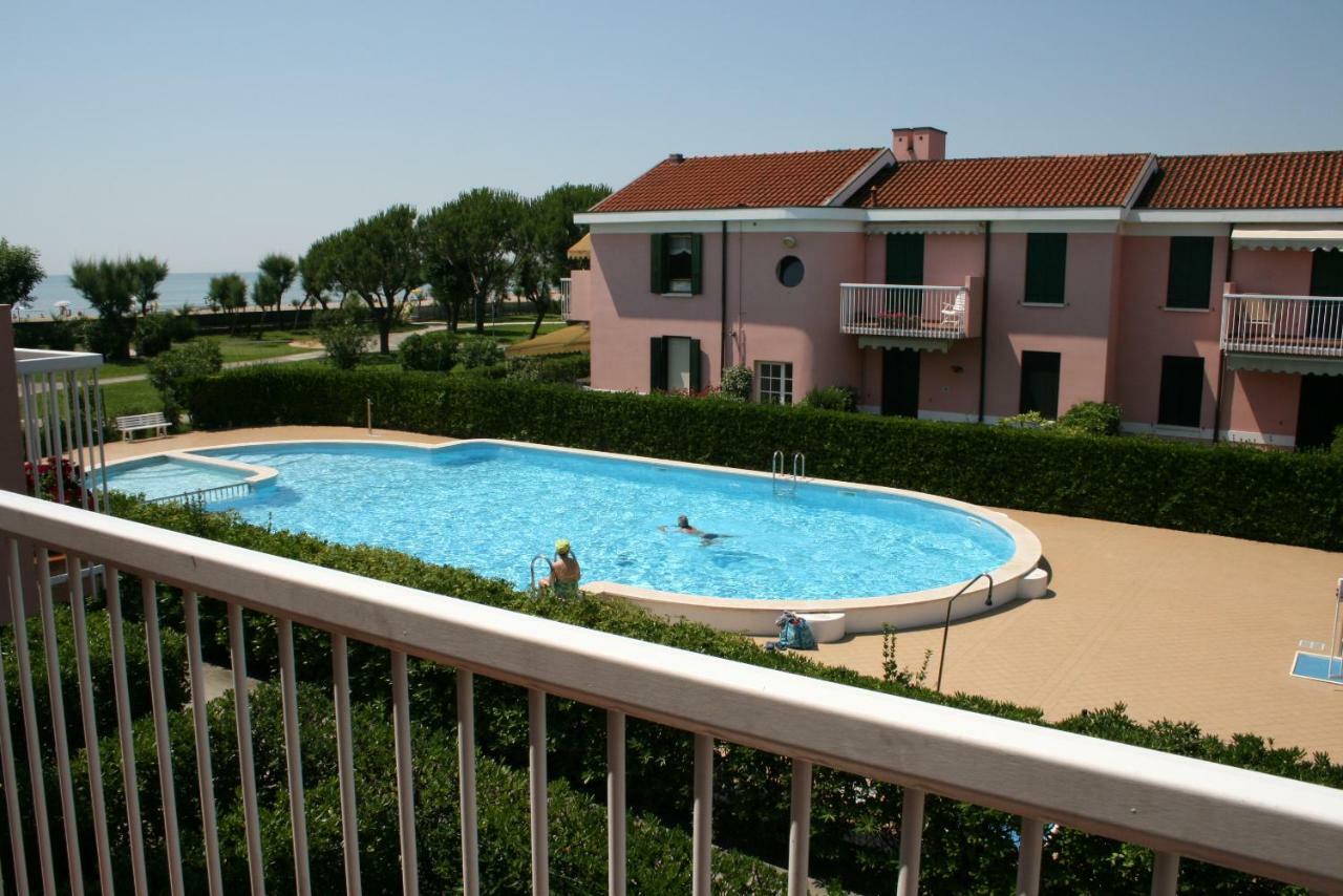 Seaside Terrace & Pool Getaway Daire Cavallino-Treporti Dış mekan fotoğraf